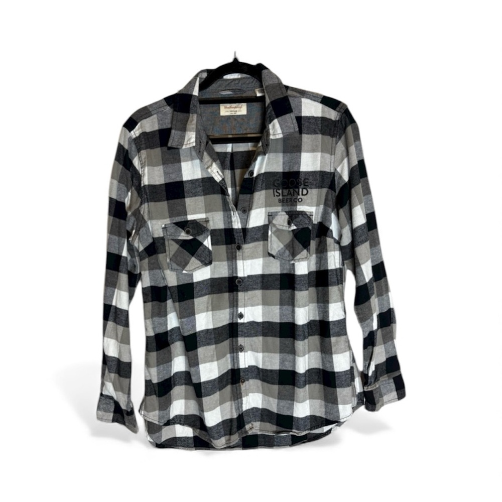 WEATHERPROOF Newer women’s XL Black, Grey & White flannel w/Goose Island Logo